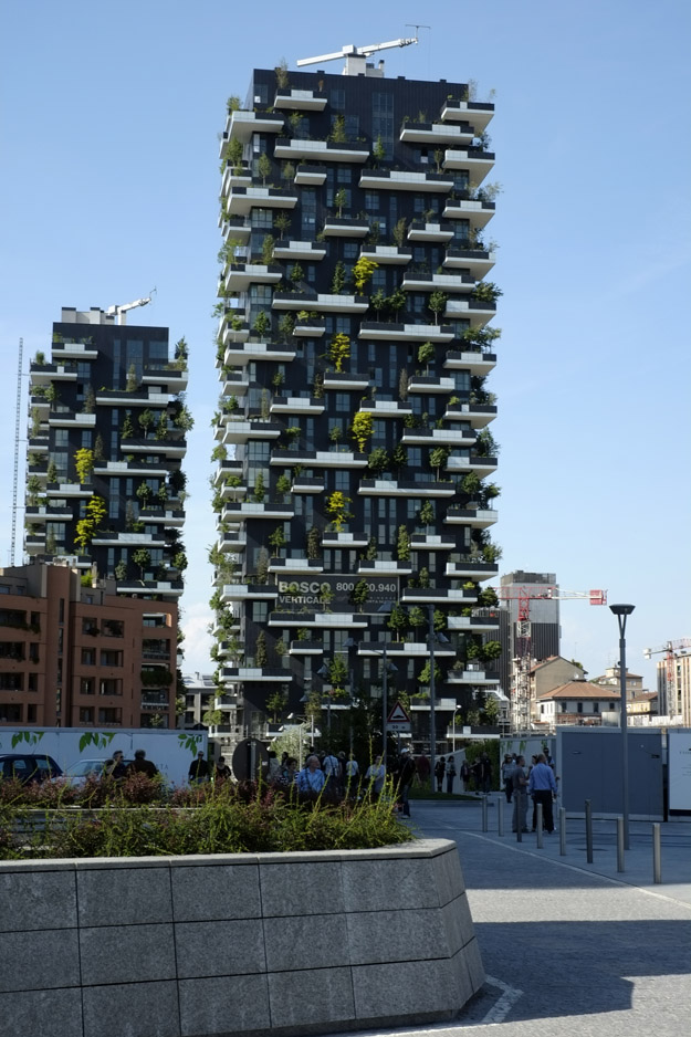 Milano - Vertical Wood Porta Nuova 2014